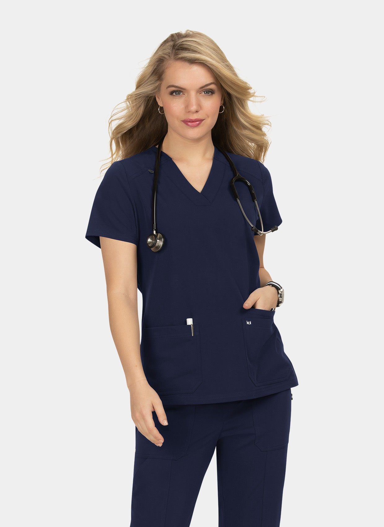 Blouse médicale femme Koi Next Gen Agitation et passion bleu marine